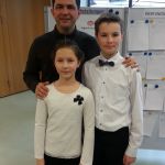 Mit seinen Schülern Daria und Maximilian, Preisträger beim "Jugend musiziert" Wettbewerb